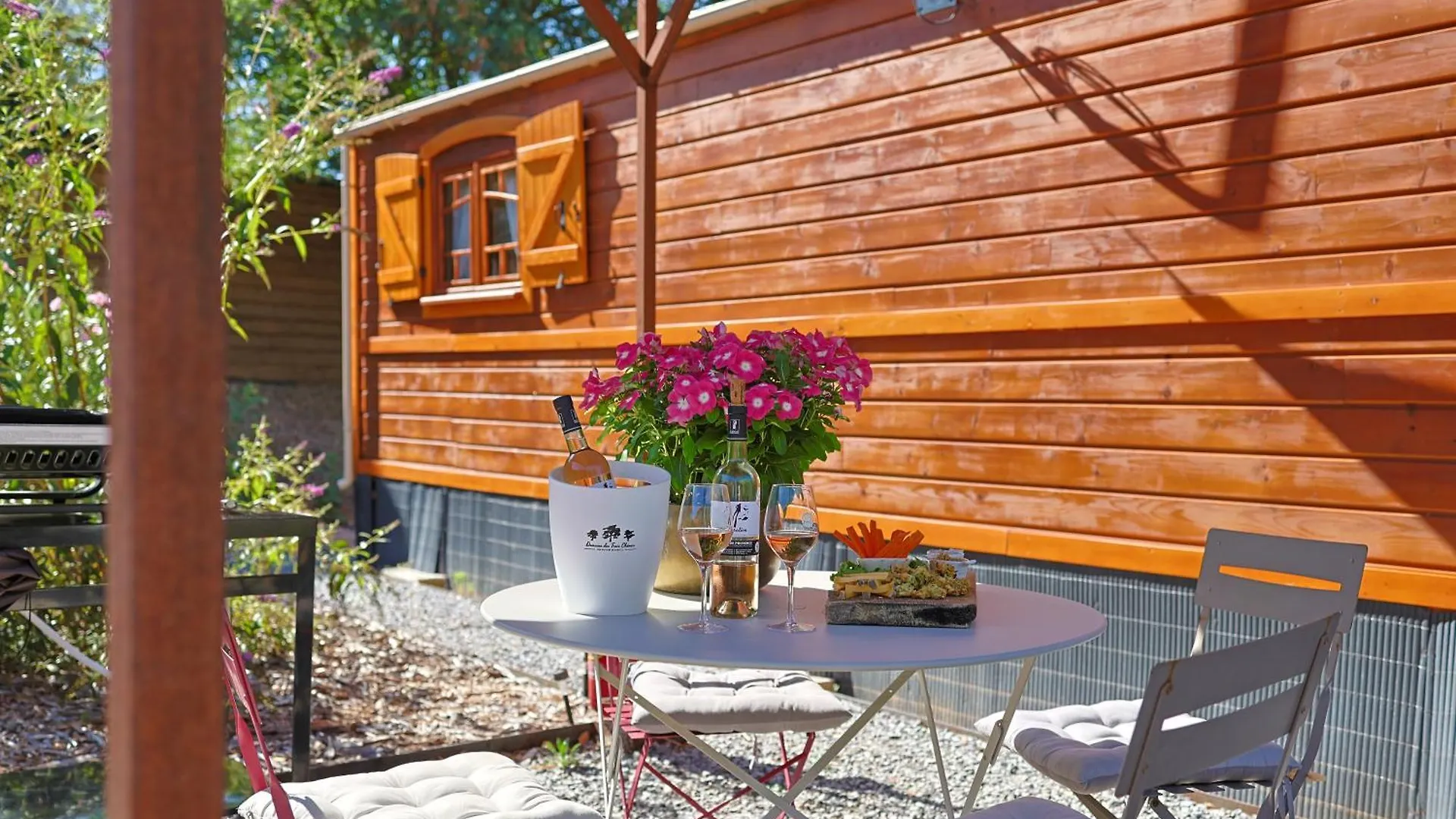 Roulotte Au Coeur Des Vignes, Hyeres Hotel Campingplads