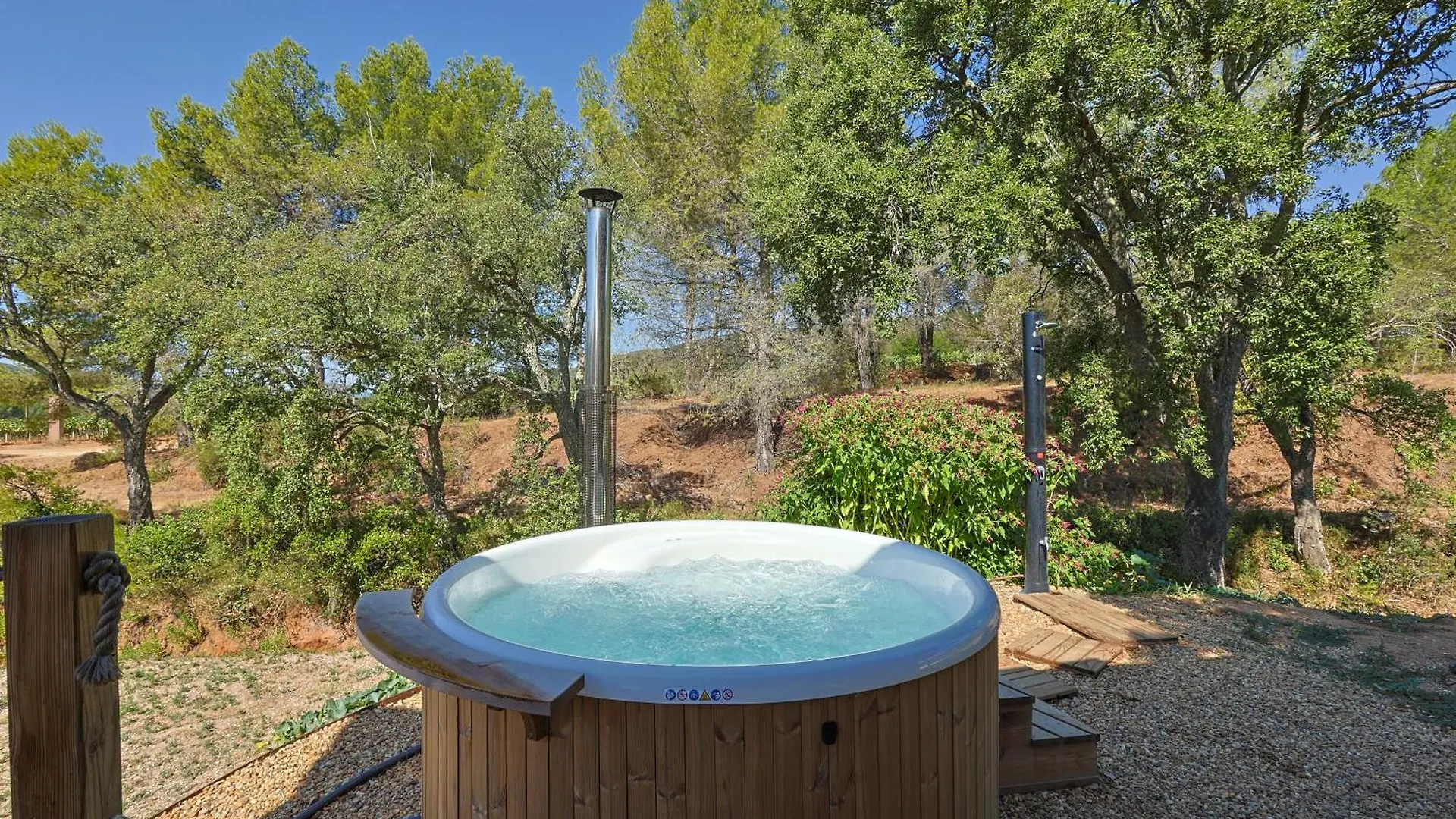 Campingplads Roulotte Au Coeur Des Vignes, Hyeres Hotel